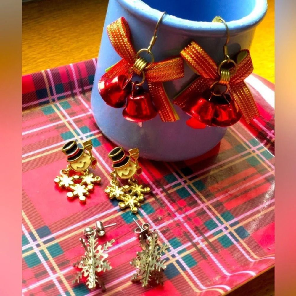 Vintage Christmas Earrings Bundle Bells Snowman Snowflake 80s 90s Retro Festive